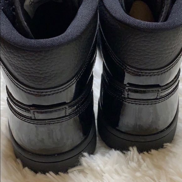 NIKE AIR JORDAN 1 MID SNEAKERS - Picture 8 of 10